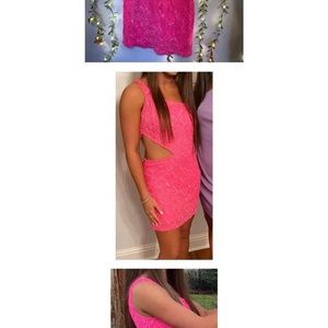 Excellent used condition. Size 8 taken into a 4. Worn once